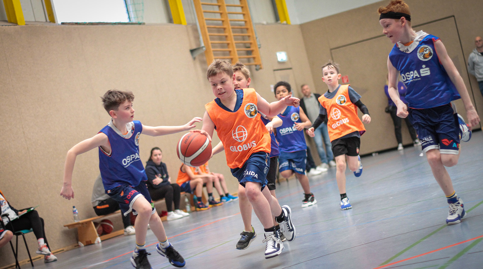 Basketball macht Schule: Vorrundenturnier der 3. & 4. Klassen findet seine Sieger