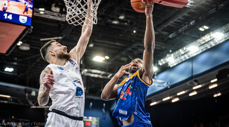 SEAWOLVES bezwingen Pokalsieger SEAWOLVES bezwingen Pokalsieger